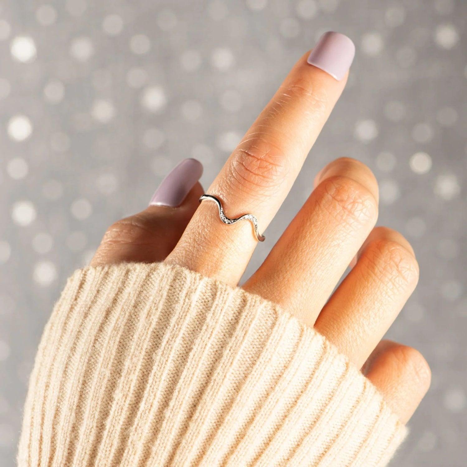 925 Sterling Silver Inlaid Zircon Wave Shape Ring - 808Lush