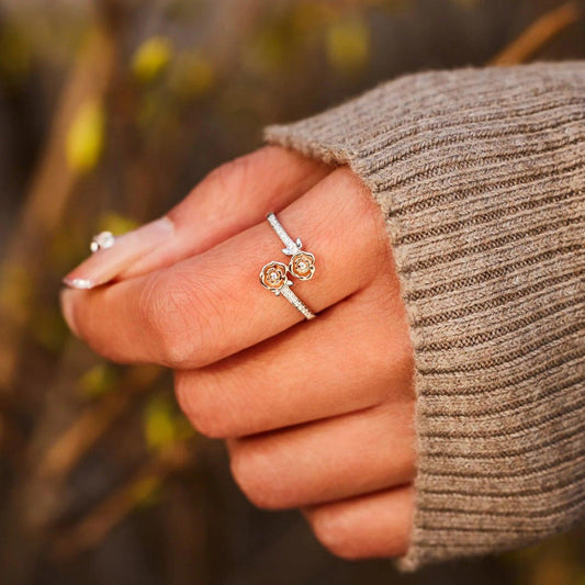 Rose Shape Inlaid Zircon Bypass Ring - 808Lush