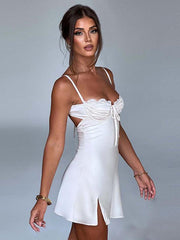 sexy V-neck lace-up hip-covering hot girl dress with slits