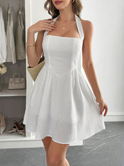 Elegant halterneck short dress