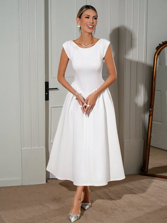 French elegant solid color dress