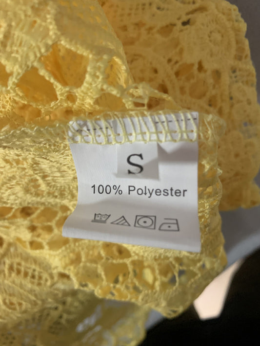 Sexy See-Through Lace Yellow Round Neck Miniskirt Dress