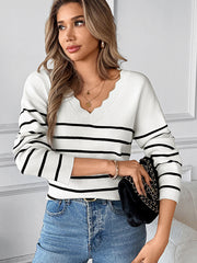 V-neck long-sleeved sweater with striped knitted top